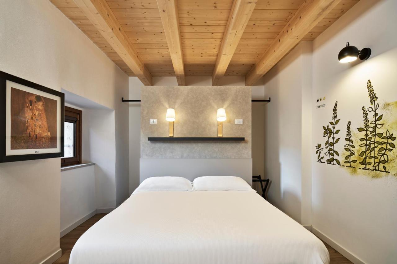 Crocevia - Locanda Carsica Contemporanea ตรีเอสเต ภายนอก รูปภาพ