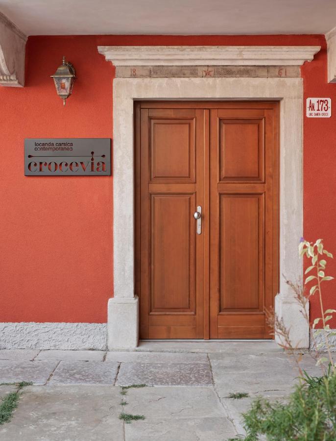 Crocevia - Locanda Carsica Contemporanea ตรีเอสเต ภายนอก รูปภาพ