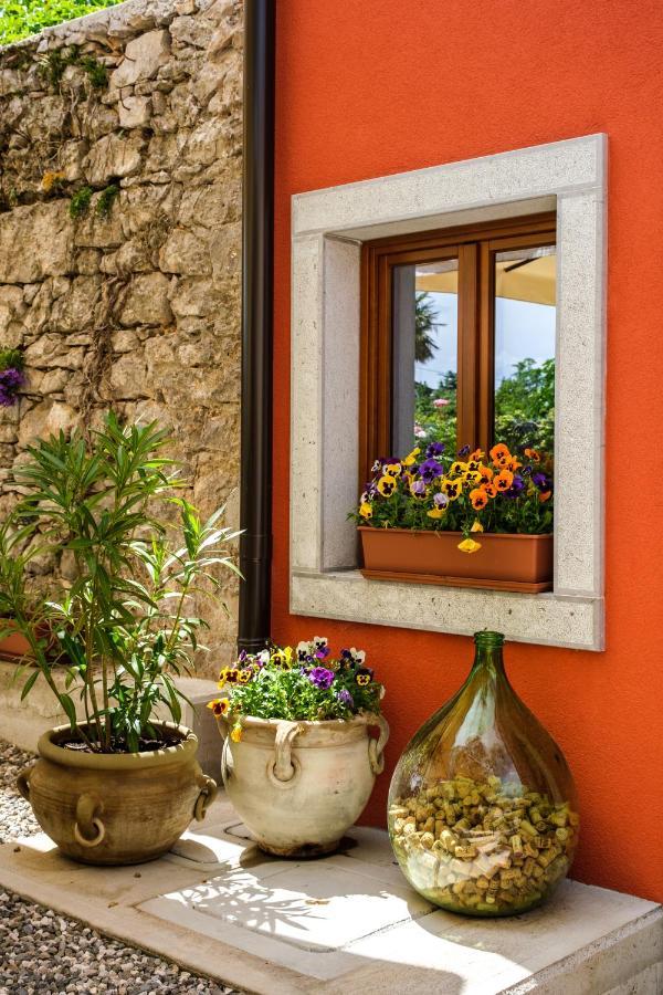 Crocevia - Locanda Carsica Contemporanea ตรีเอสเต ภายนอก รูปภาพ
