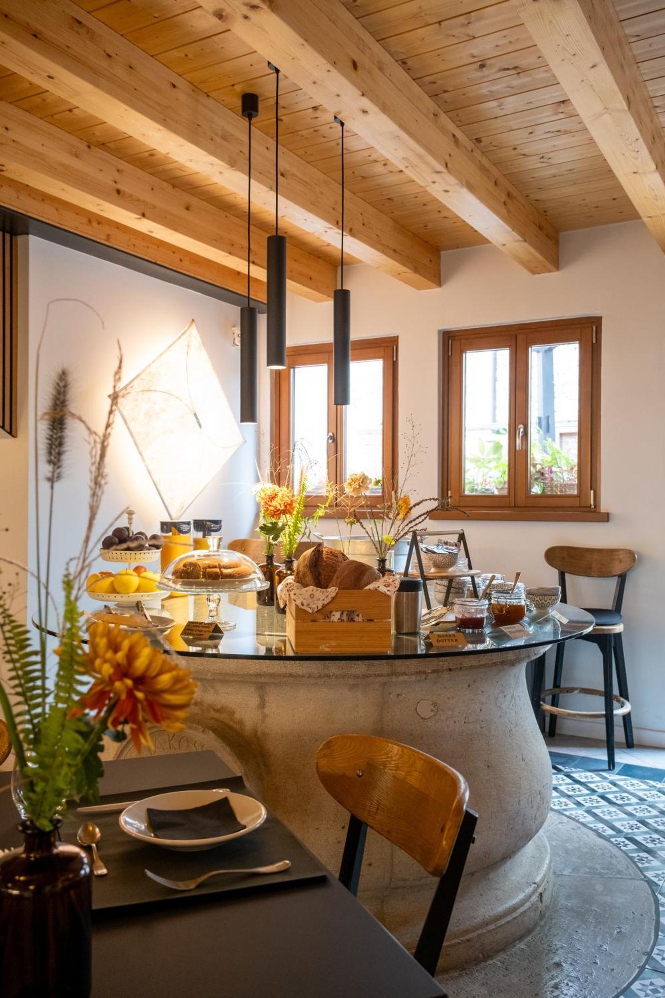 Crocevia - Locanda Carsica Contemporanea ตรีเอสเต ภายนอก รูปภาพ